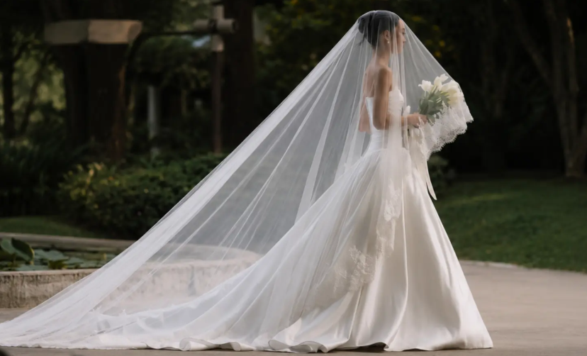 The Cathedral Veil Comeback: How to Wear a Long Veil at a Modern Wedding